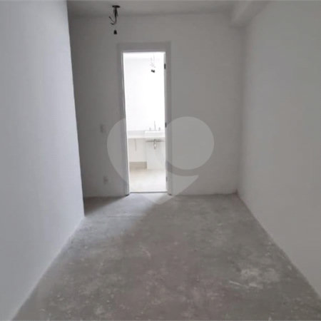 Apartamento à venda com 3 suítes em Moema, São Paulo, SP