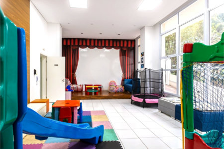 Apartamento à venda com 3 quartos, sendo 1 suíte,  em Vila Andrade, São Paulo, SP