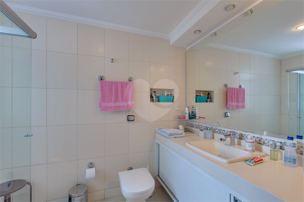 Apartamento à venda com 2 quartos, sendo 1 suíte, em Alto da Boa Vista, São Paulo, SP