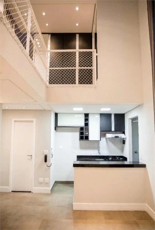 Apartamento à venda com 1 quarto em Vila Suzana, São Paulo, SP
