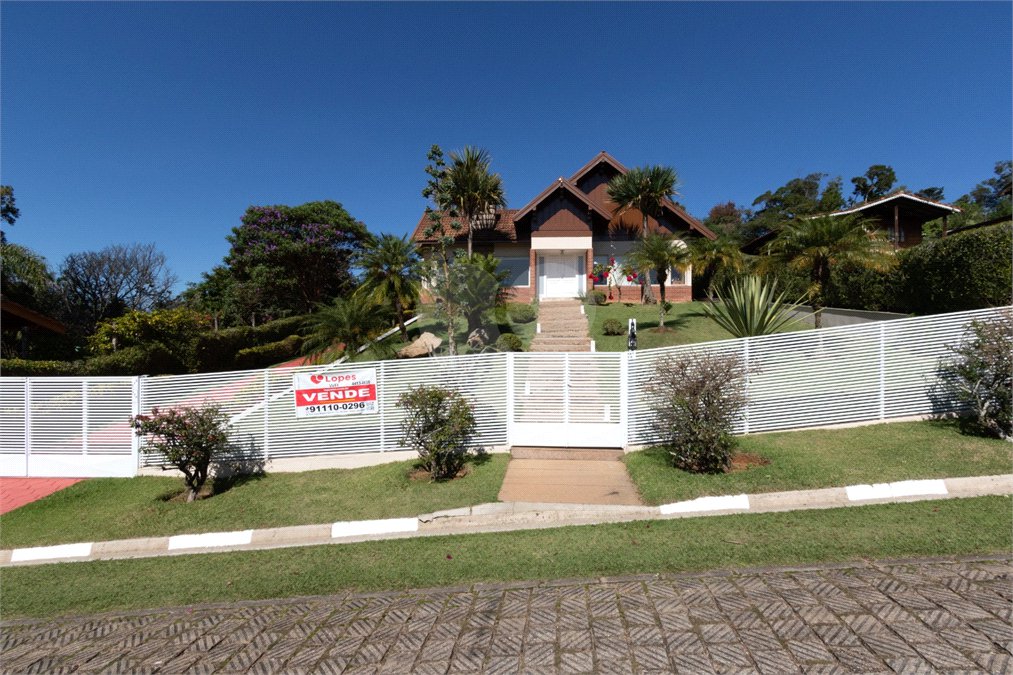 Casa Térrea à venda com 3 quartos, sendo 1 suíte, em Alpes D'ouro, Bom Jesus dos Perdões, SP