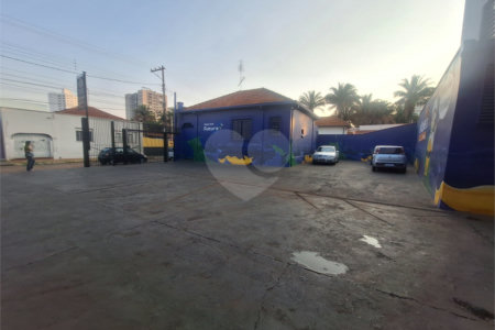 Prédio à venda no Centro, Araraquara, SP