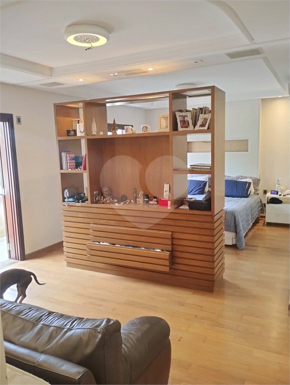 Casa à venda com 5 quartos, sendo 4 suítes, no condomínio Santa Teresa, Jundiaí - SP