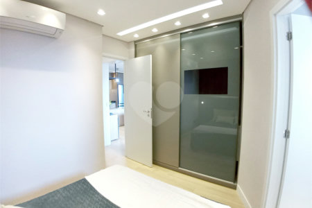 Apartamento à venda com 2 quartos, sendo 1 suíte, em Santa Teresinha, São Paulo, SP