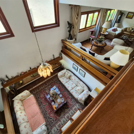 Casa de Vila à venda ou para alugar com 4 quartos, sendo 2 suítes, em Jardim Leonor, São Paulo, SP