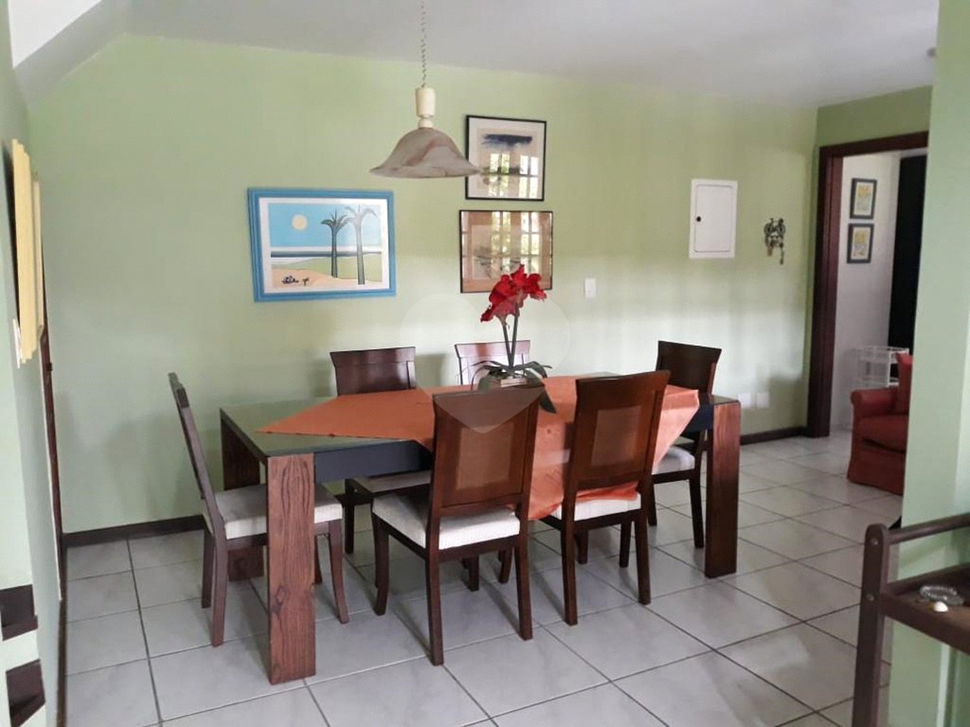 Casa em condomínio à venda com 2 quartos, sendo 1 suíte,  em Portal da Ferradura, Armação dos Búzios, RJ