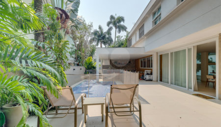 Casa à venda com 3 suítes no condomínio Residencial Canumã, São Paulo - SP