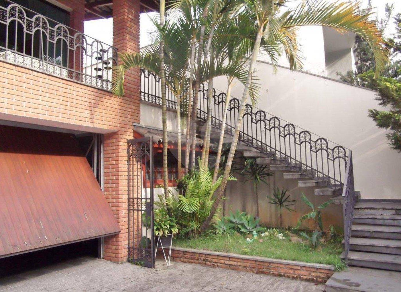 Casa à venda com 3 suítes no condomínio Praça Monsenhor Macedo,10, São Paulo - SP