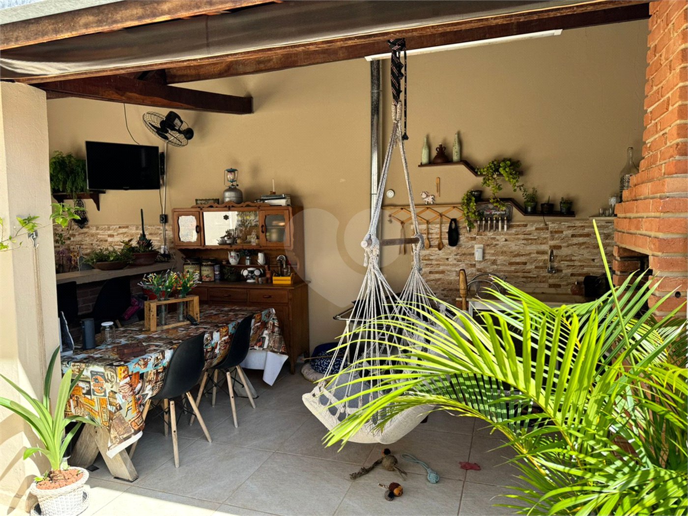 Casa à venda com 2 quartos, sendo 1 suíte, em Jardim Shangri-lá, Itapetininga, SP