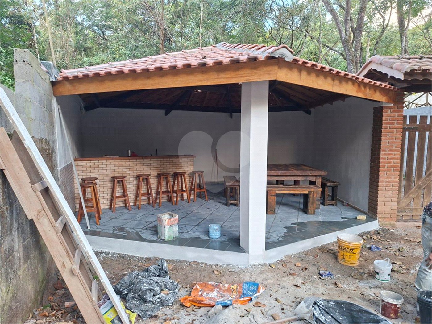 Chácara à venda com 5 quartos, sendo 4 suítes, em Week-end, Jarinu, SP