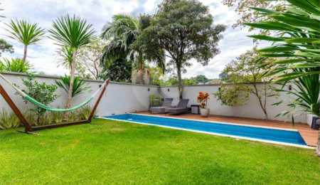 Casa à venda com 4 suítes no condomínio Premiere, São Paulo - SP