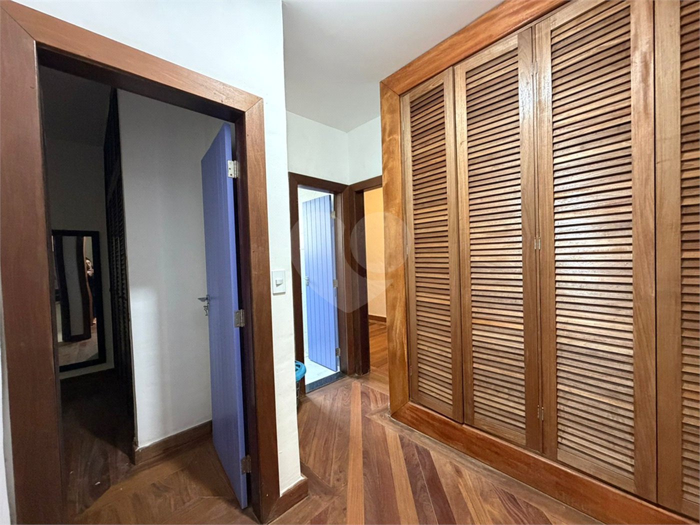 Casa à venda com 4 quartos, sendo 2 suítes, em Ogiva, Cabo Frio, RJ