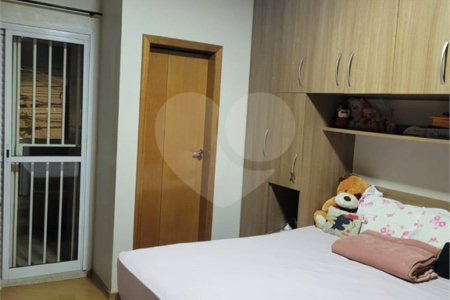 Casa à venda com 3 quartos, sendo 1 suíte, em Jardim Popular, São Paulo, SP