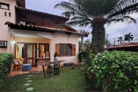 Casa à venda com 2 quartos em Taperapuan, Porto Seguro, BA