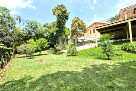 Casa à venda com 4 suítes no condomínio Chácara Flora, São Paulo - SP