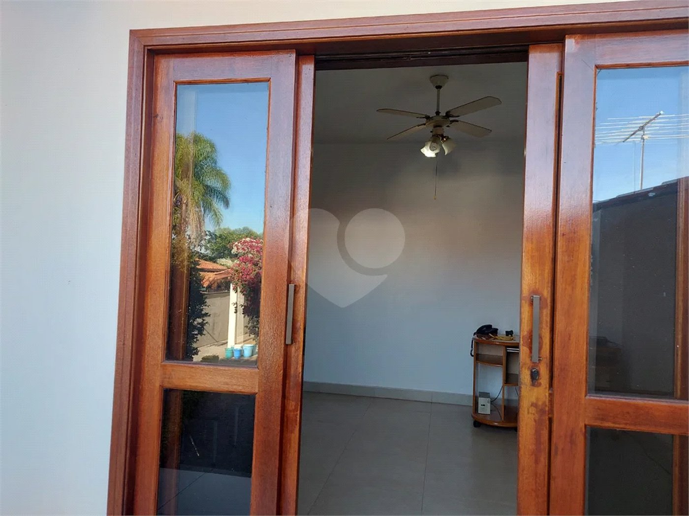 Casa à venda com 4 quartos, sendo 3 suítes, no Centro, Vinhedo, SP