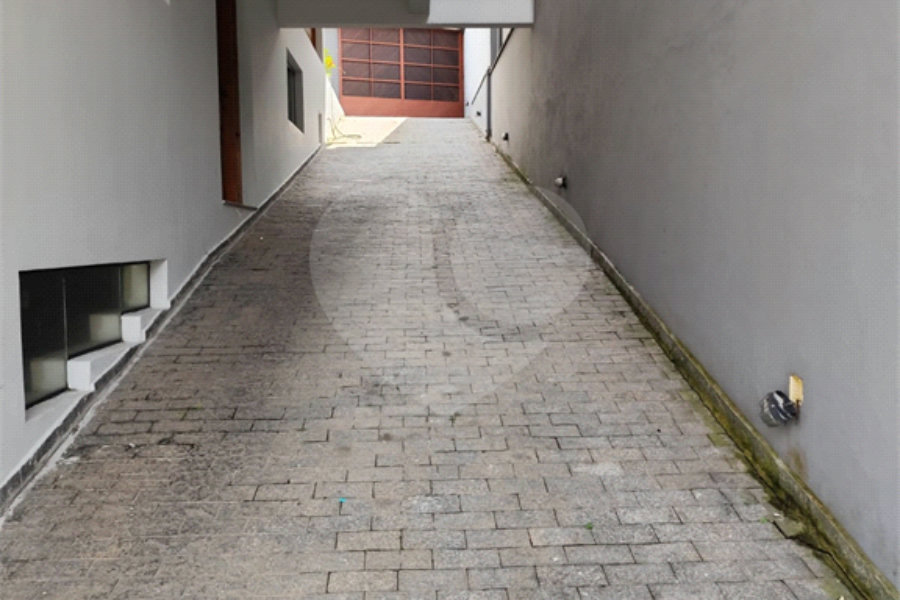 Sobrado à venda com 3 quartos, sendo 1 suíte,  em Horto Florestal, São Paulo, SP