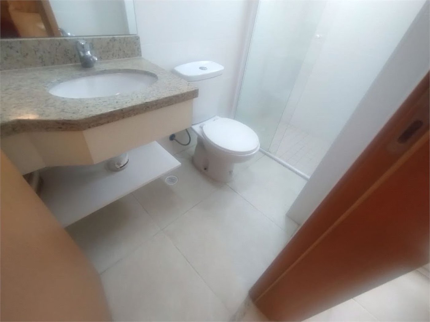 Apartamento Residencial à venda, Jardim Virginia, Guarujá - AP1301.
