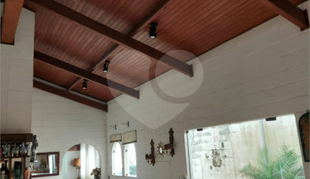 Casa à venda com 3 quartos, sendo 1 suíte,  em Jardim Leonor, São Paulo, SP