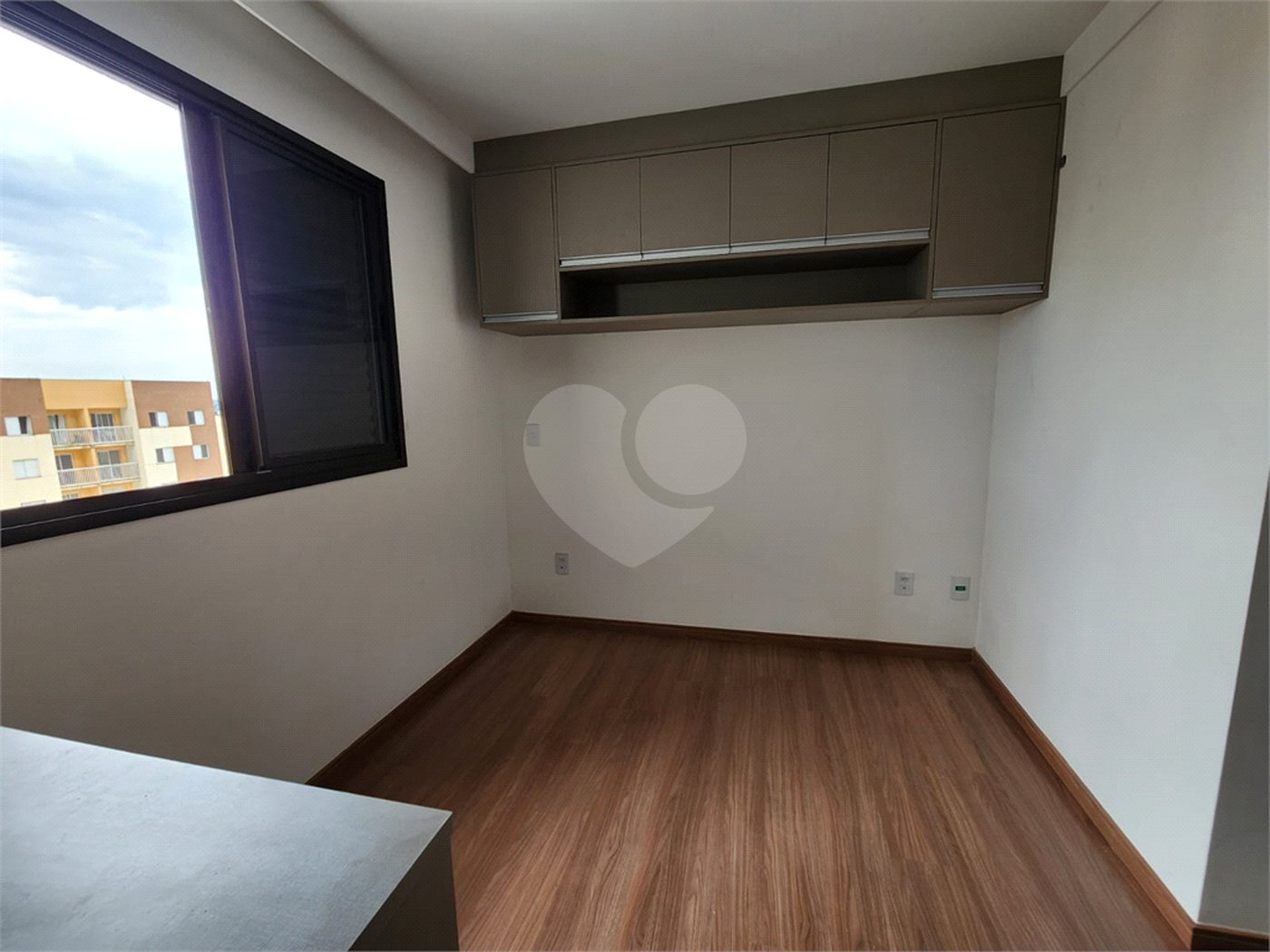 Apartamento à venda com 2 quartos, sendo 1 suíte,  em Jardim Piratininga, Sorocaba, SP