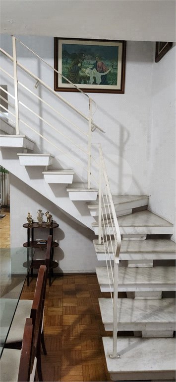 Casa à venda com 4 quartos, sendo 2 suítes, em Vila Cordeiro, São Paulo, SP