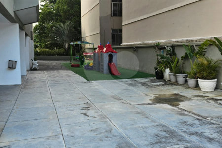 Apartamento à venda com 2 quartos, sendo 1 suíte,  em Tijuca, Rio de Janeiro, RJ