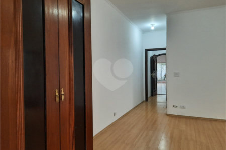 Casa Térrea à venda com 3 quartos, sendo 1 suíte, em Jardim Marajoara, São Paulo, SP