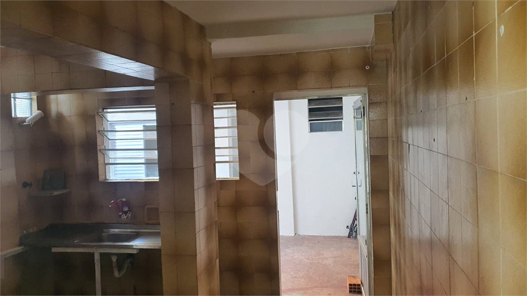 Sobrado à venda com 3 quartos em Vila Nilo, São Paulo, SP