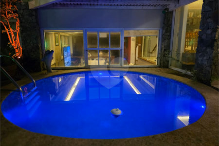 Casa à venda com 5 quartos, sendo 1 suíte,  em Praia Rasa, Armação dos Búzios, RJ