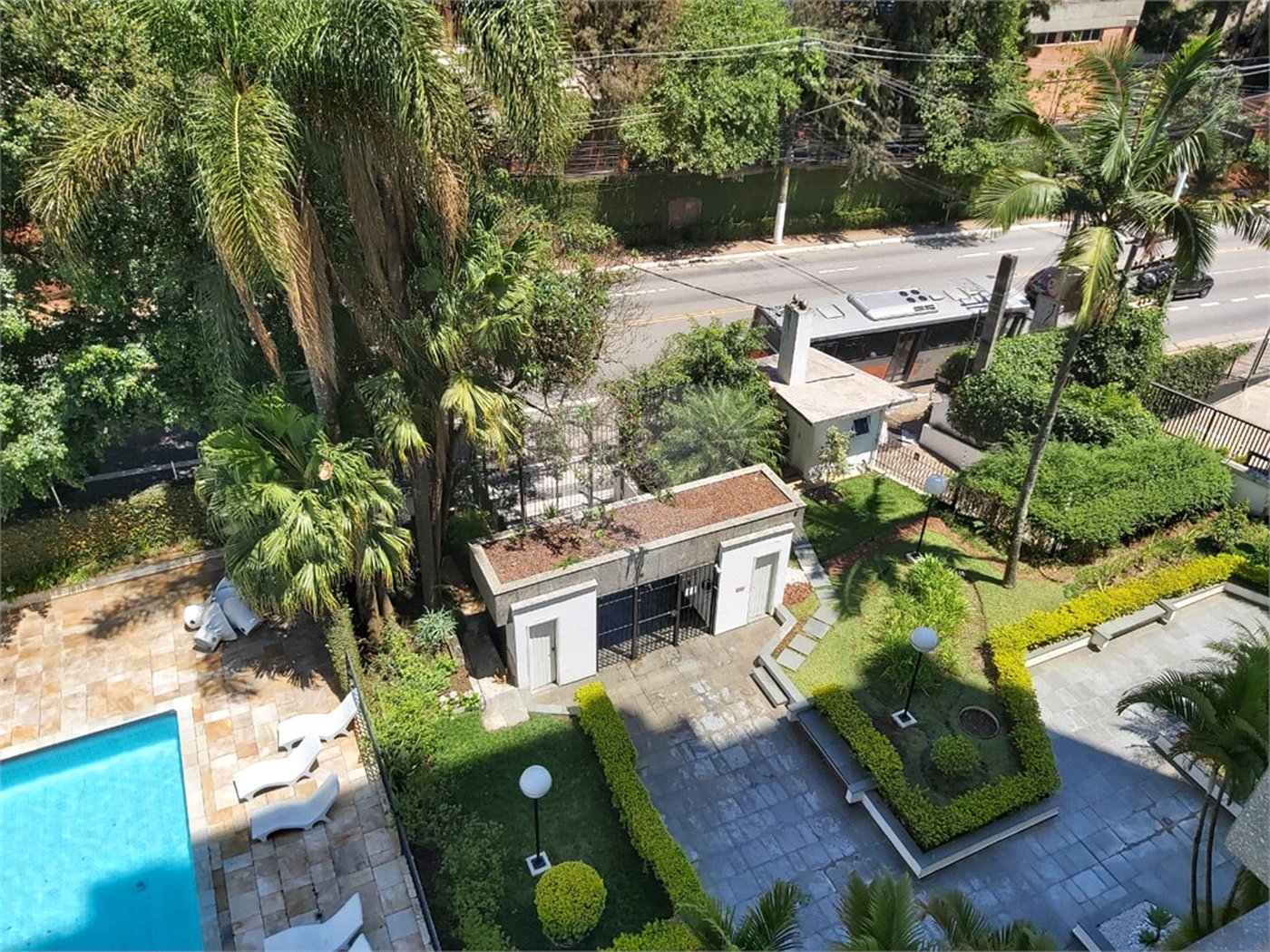 Apartamento à venda com 3 quartos, sendo 2 suítes, em Vila Andrade, São Paulo, SP