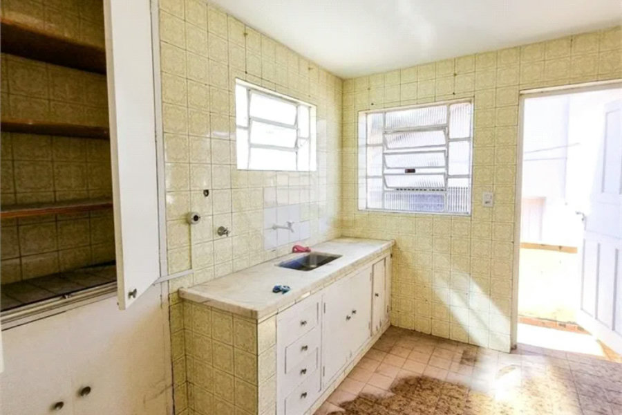 Sobrado à venda com 5 quartos em Butantã, São Paulo, SP