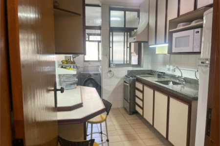 Apartamento à venda com 3 quartos, sendo 1 suíte, em Vila Gumercindo, São Paulo, SP