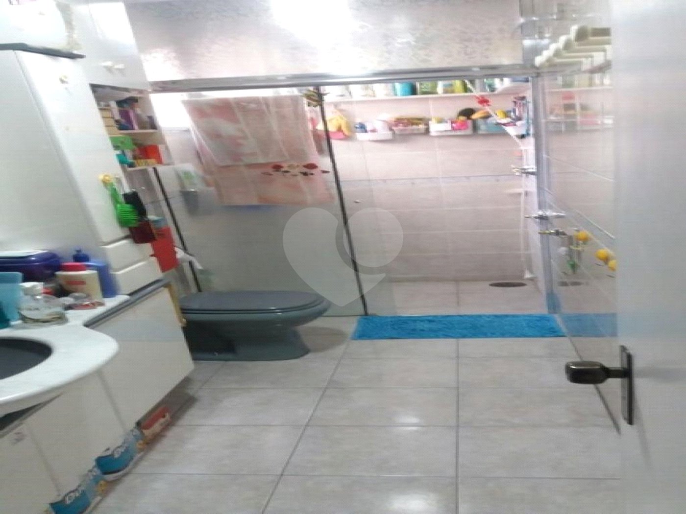 Casa à venda com 3 quartos, sendo 1 suíte,  no condomínio Alameda do Eucaliptos, São Paulo - SP
