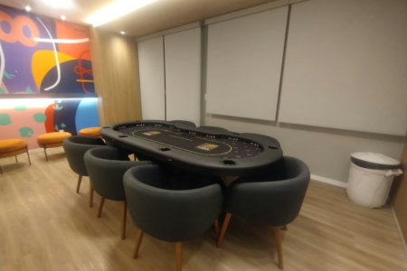 Apartamento Residencial à venda, Gonzaga, Santos - AP1742.