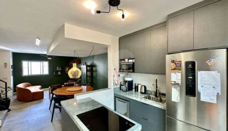Casa à venda com 3 quartos, sendo 1 suíte,  no condomínio Villaggio Viana, Cotia - SP