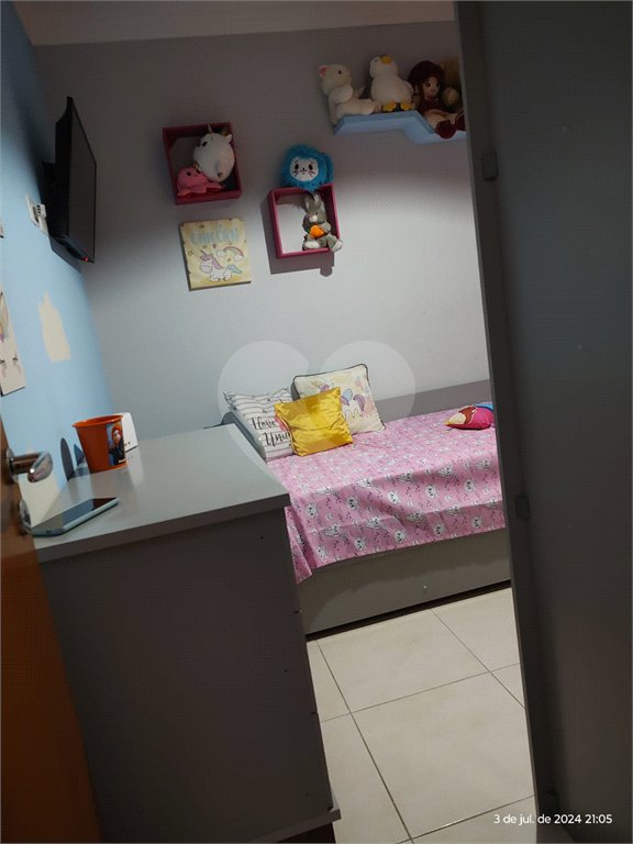 Sobrado à venda com 2 suítes em Vila Nivi, São Paulo, SP