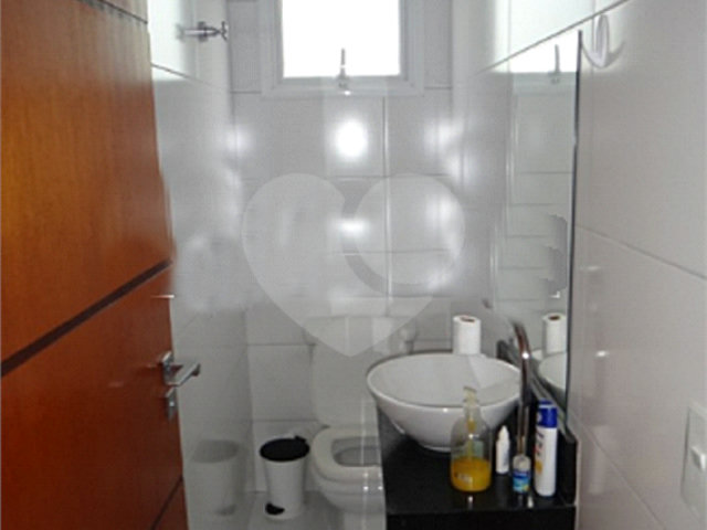 Sobrado à venda com 3 quartos, sendo 1 suíte,  em Tremembé, São Paulo, SP