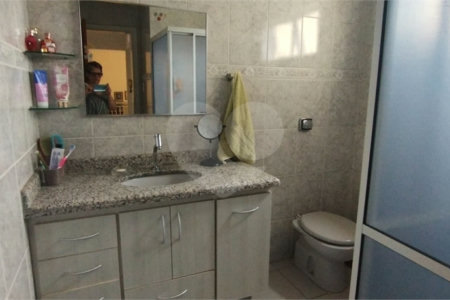 Casa à venda com 4 quartos, sendo 1 suíte, em Jardim Guadalajara, Sorocaba, SP