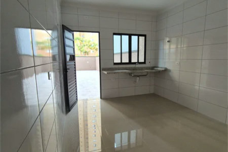 Sobrado à venda com 2 suítes em Vila Polopoli, São Paulo, SP