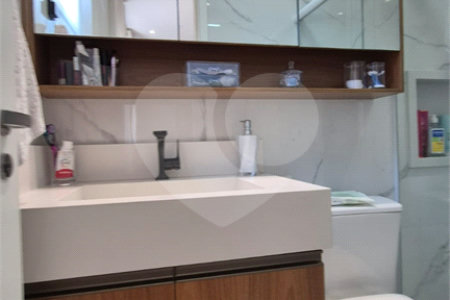 Apartamento à venda com 3 suítes em Santa Teresinha, São Paulo, SP