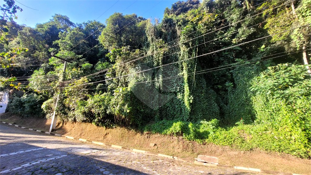 Terreno à venda no condomínio Parque Imperial da Cantareira, Mairiporã - SP