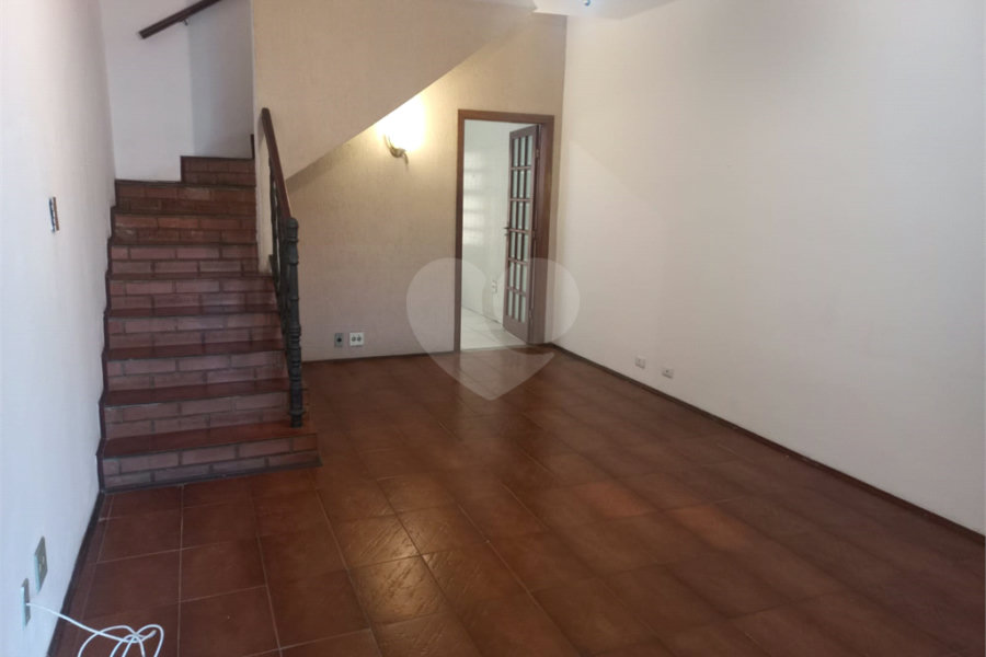 Sobrado para alugar com 2 quartos, sendo 1 suíte,  em Água Fria, São Paulo, SP