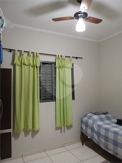 Casa à venda com 2 quartos em Jardim Klayton, Birigüi, SP
