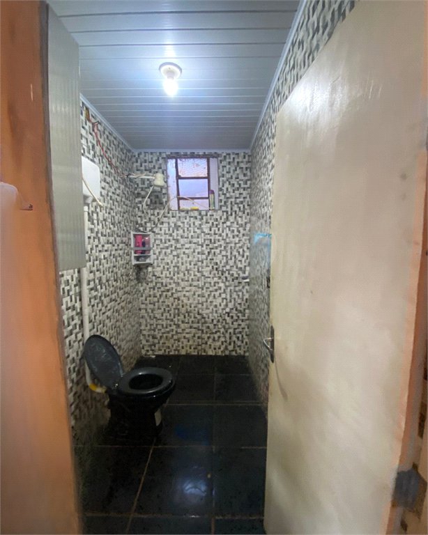 Casa à venda com 2 quartos em Jardim Vitoria, Ponta Porã, MS