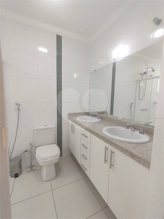 Casa à venda com 3 suítes no condomínio Villaggio Capriccio, Louveira - SP