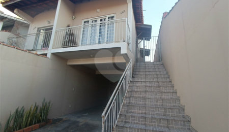 Casa à venda com 3 quartos em Taboão, São Roque, SP