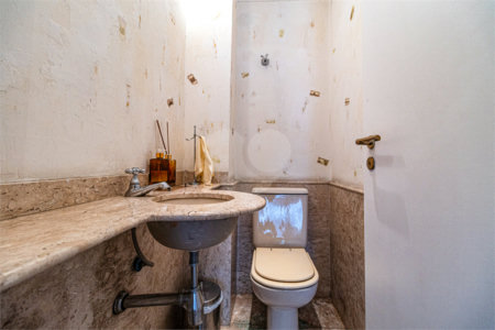Apartamento à venda com 4 quartos, sendo 3 suítes,  em Perdizes, São Paulo, SP