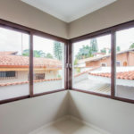 Sobrado à venda com 4 quartos, sendo 1 suíte,  em Interlagos, São Paulo, SP