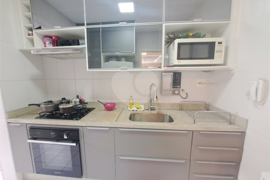 Apartamento à venda com 3 quartos, sendo 1 suíte, em Jardim Peri, São Paulo, SP