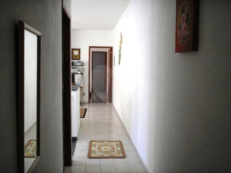 Sobrado à venda com 4 quartos, sendo 1 suíte, em Vila Nivi, São Paulo, SP
